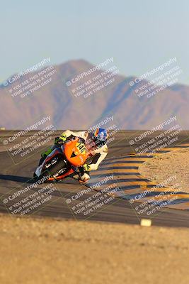 media/Dec-16-2023-CVMA (Sat) [[bb38a358a2]]/Race 13 Amateur Supersport Middleweight/